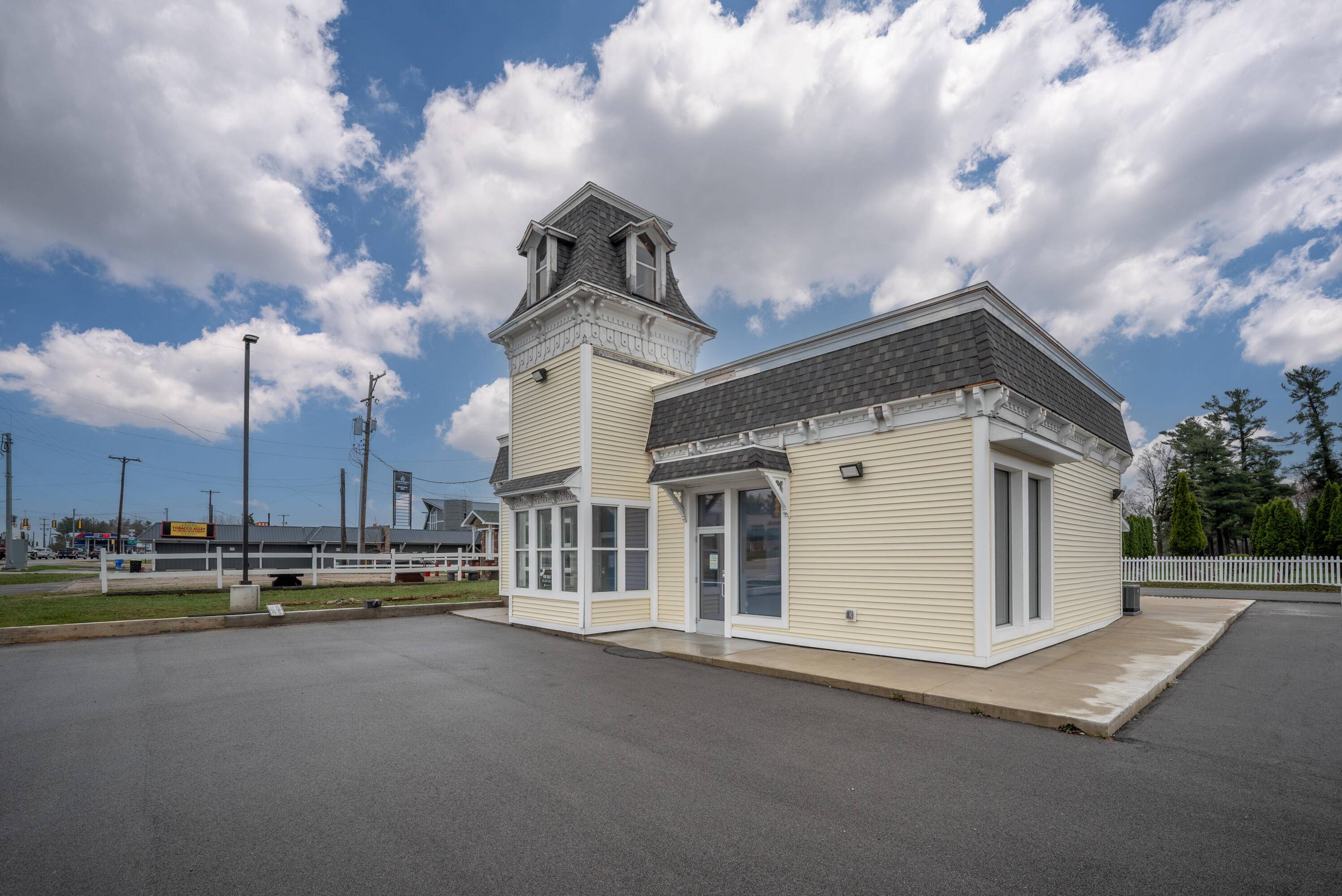 508 E Houghton AVE, West Branch Twp, MI 48661