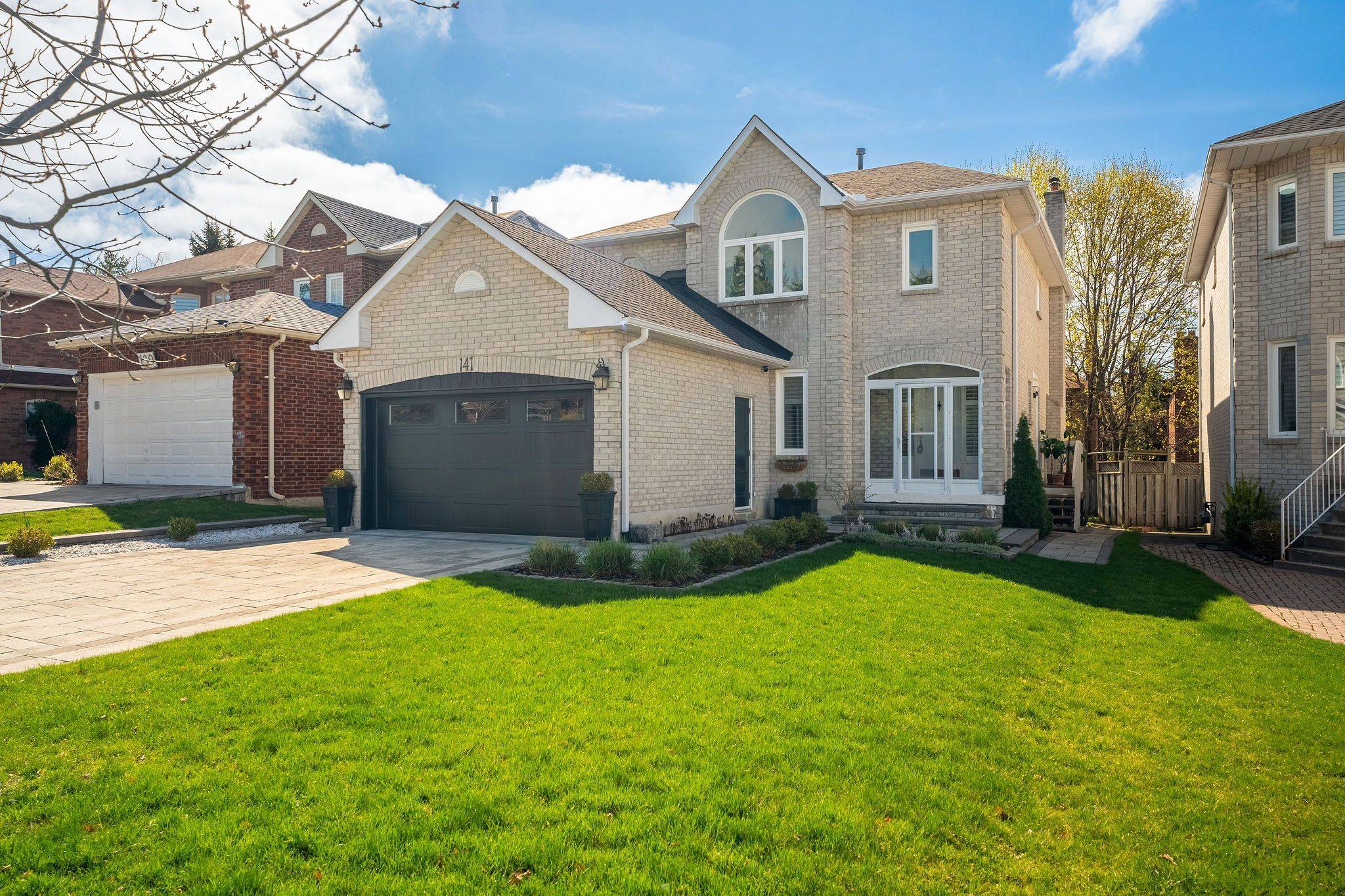 141 Tomlinson CIR, Markham, ON L3R 9K4