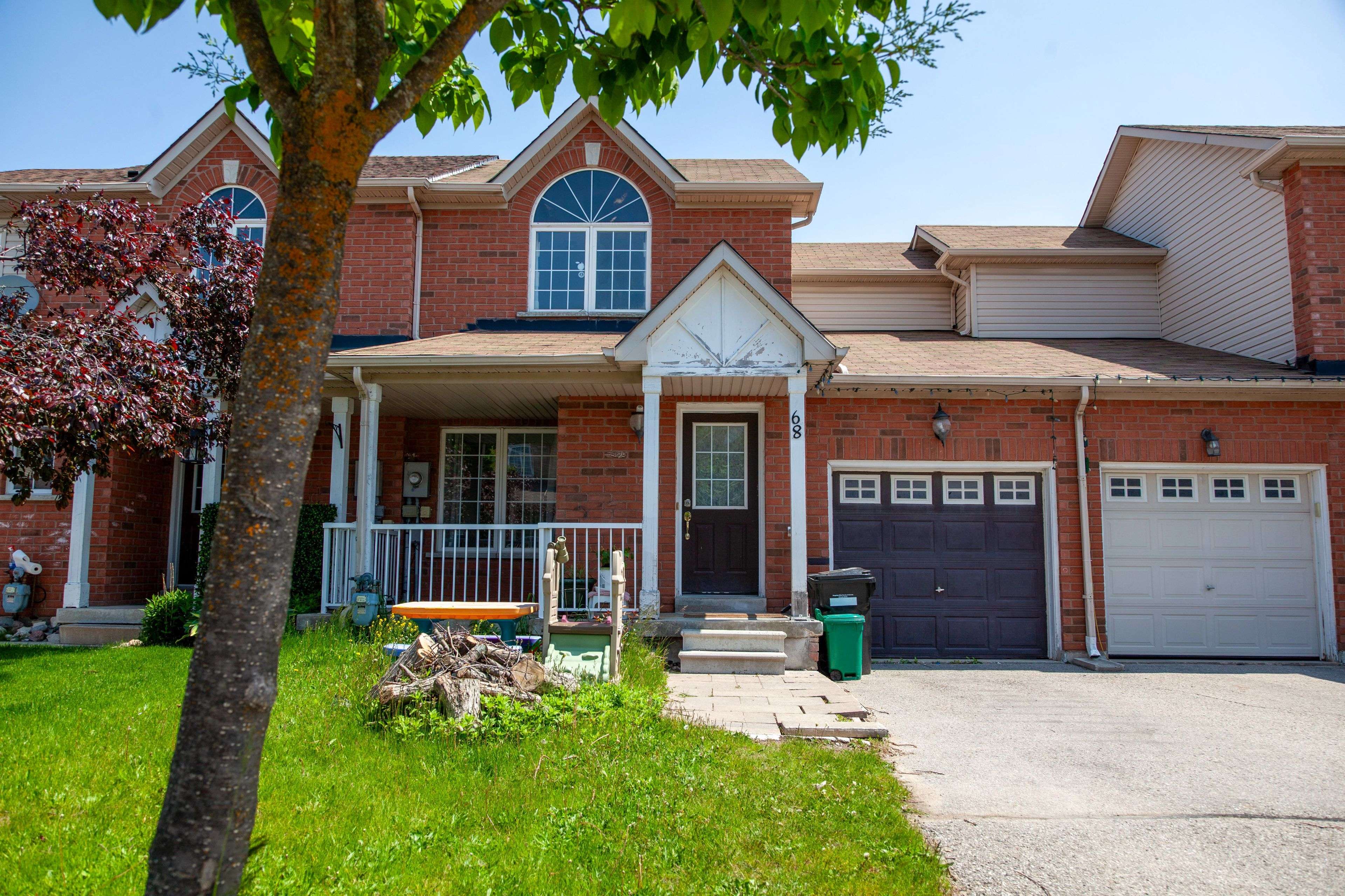 68 Trevino CIR, Barrie, ON L4M 6T9