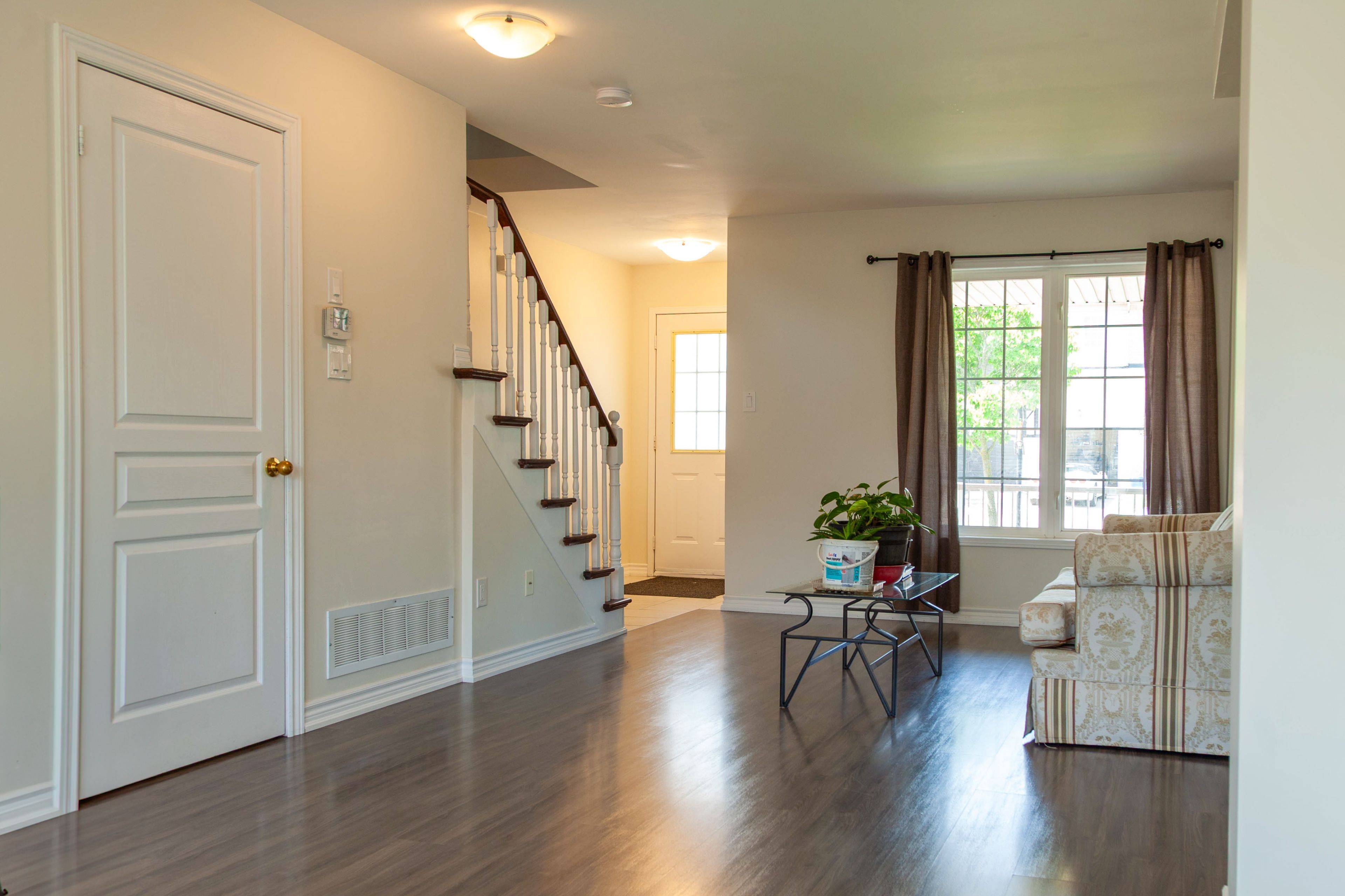 68 Trevino CIR, Barrie, ON L4M 6T9