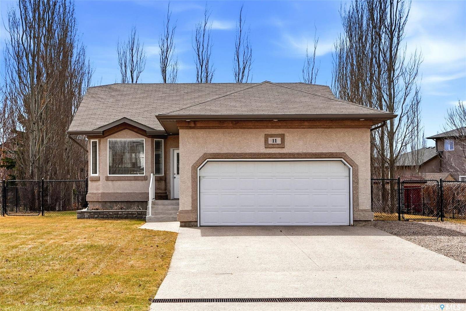 11 Fairway CRESCENT, White City, SK S4L 0A8