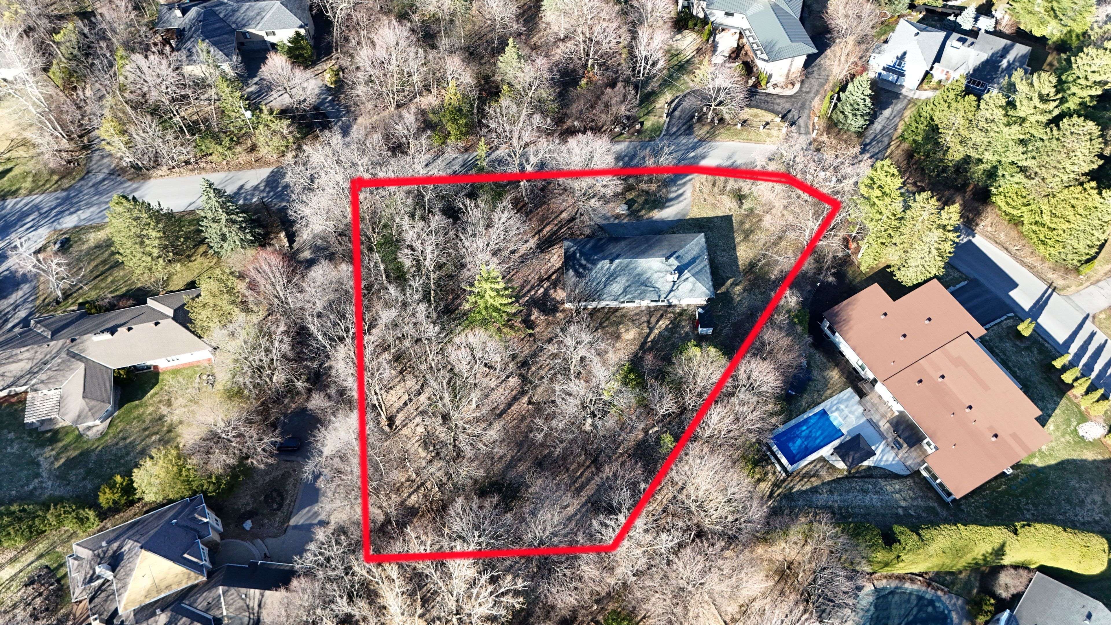 10 Cedar RD, Beacon Hill North - South And Area, ON K1J 6L4