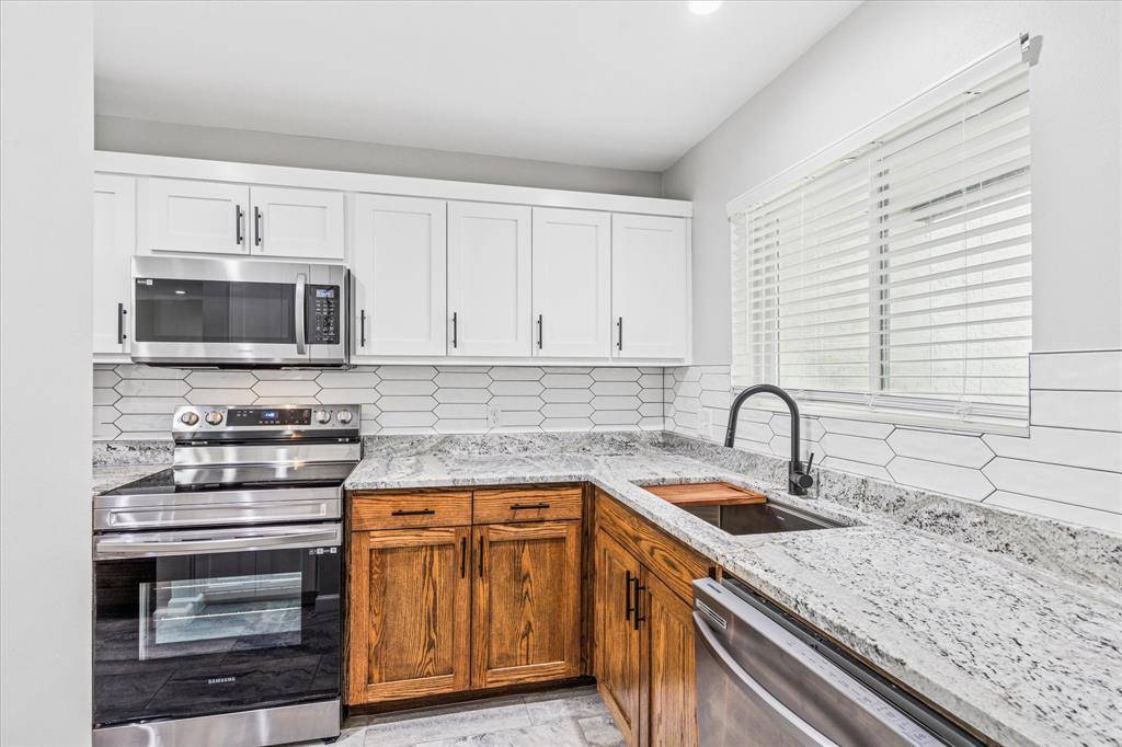 9228 Flickering Shadow Drive, Dallas, TX 75243