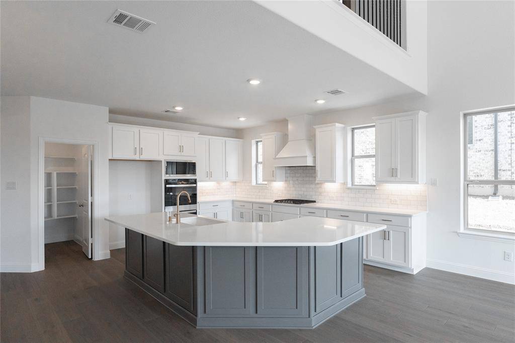 2416 Royal Birkdale Street, Celina, TX 75009