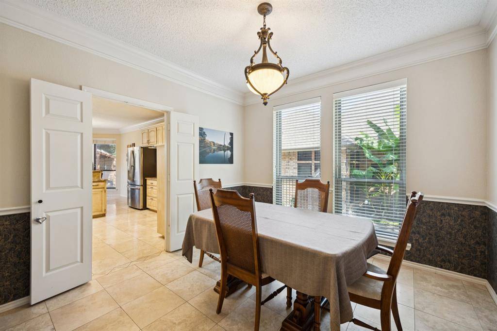 2424 Cross Timbers Trail, Arlington, TX 76006