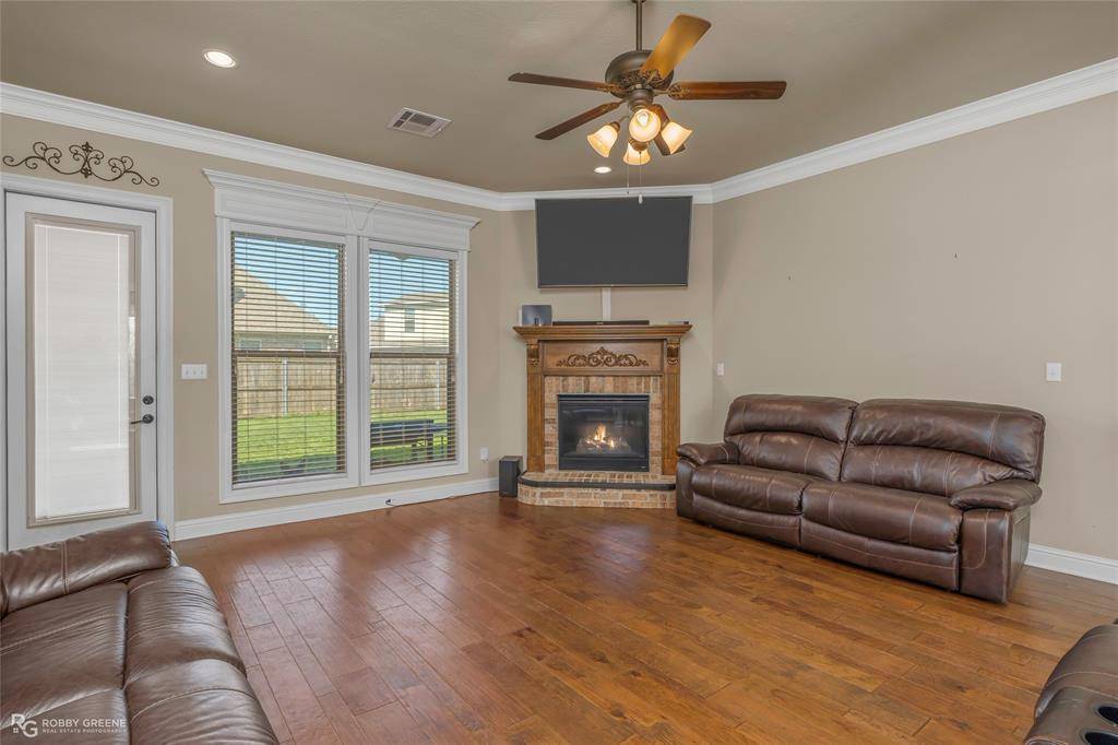 411 Antietam Drive, Bossier City, LA 71112