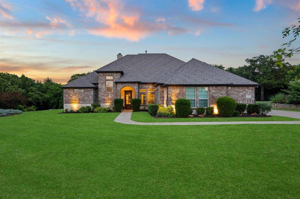 1090 Stone Trail Lane, Cross Roads, TX 76227