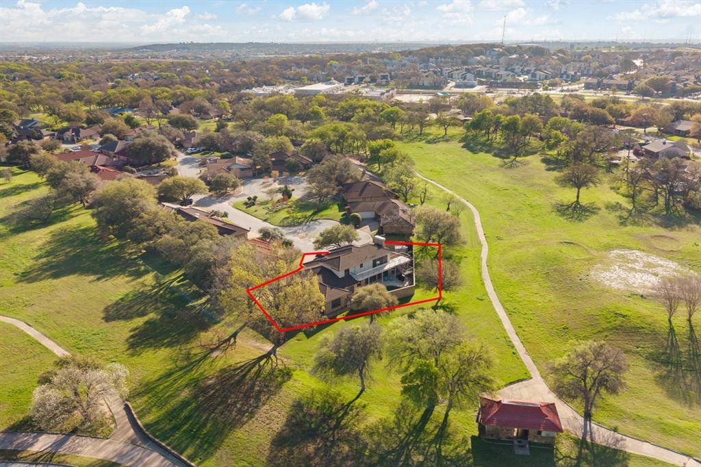 848 S Havenwood Lane, Fort Worth, TX 76112