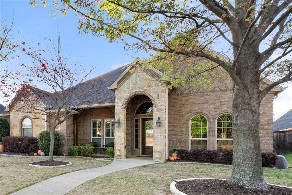 1103 Mckenzie Drive, Mansfield, TX 76063