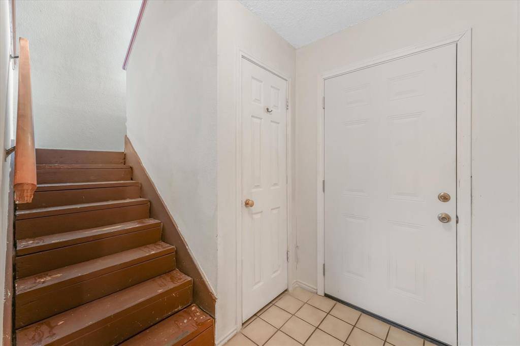 114 Wilshire Court, Irving, TX 75061