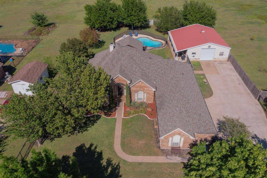 16036 University Drive, Forney, TX 75126