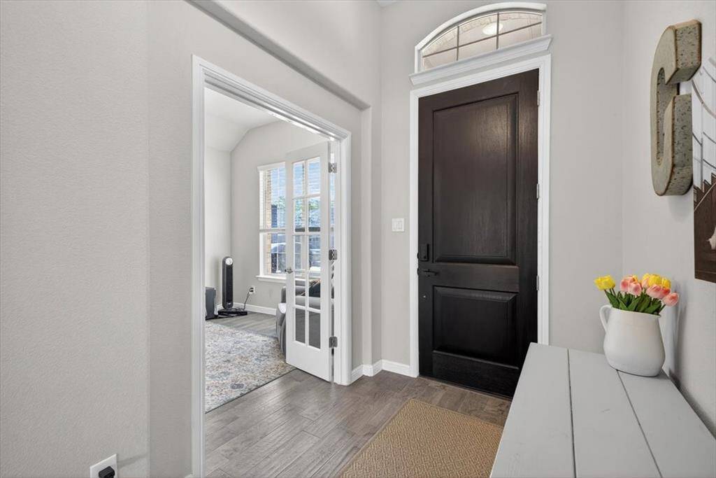 4409 Terraview Drive, Arlington, TX 76001