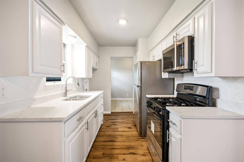 3814 Golden Hills Drive, Dallas, TX 75241