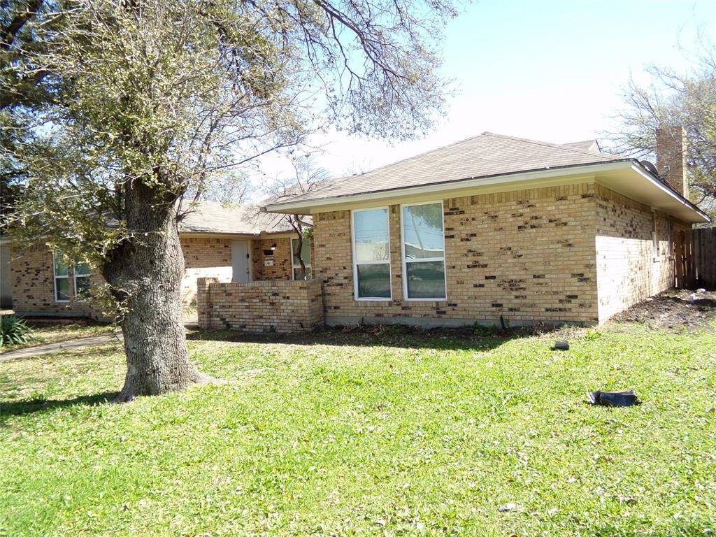 9954 Brockbank Drive, Dallas, TX 75220