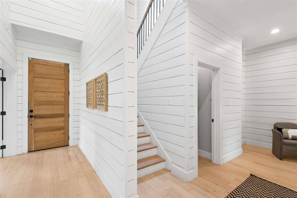 3821 Oaklawn Drive, Fort Worth, TX 76107