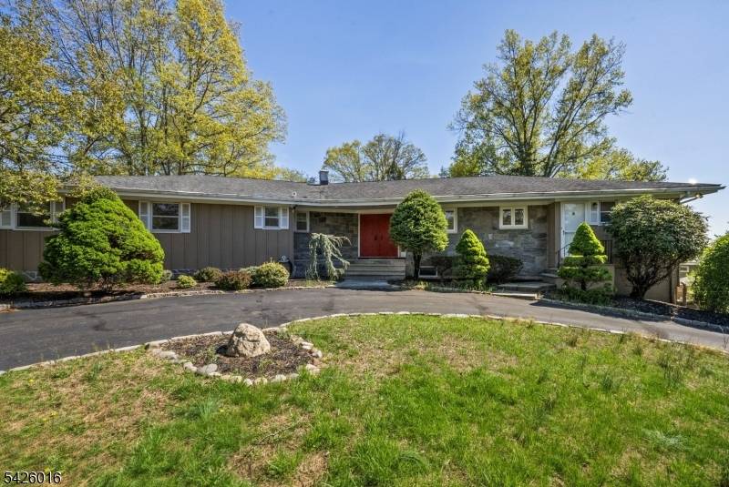 20 Copper Hill Rd, Bridgewater Twp., NJ 08807