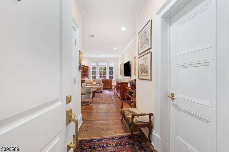 80 Claremont Rdunit206 #206, Bernardsville Boro, NJ 07924