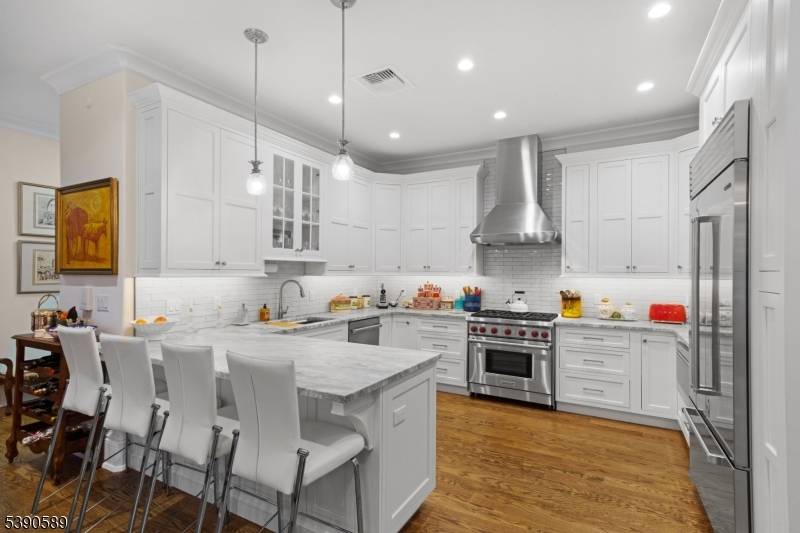 80 Claremont Rdunit206 #206, Bernardsville Boro, NJ 07924