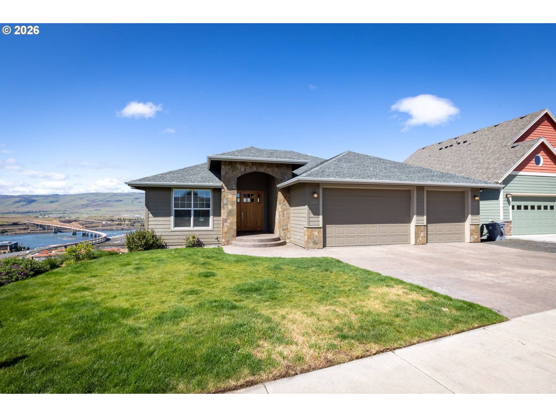 397 SUMMIT RIDGE DR, The Dalles, OR 97058
