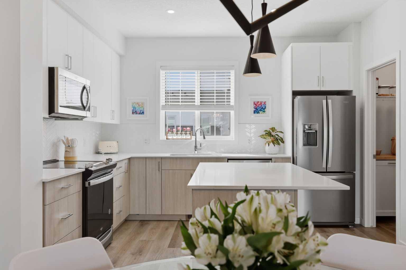 340 Ambleton ST NW #111, Calgary, AB T3P 2H5