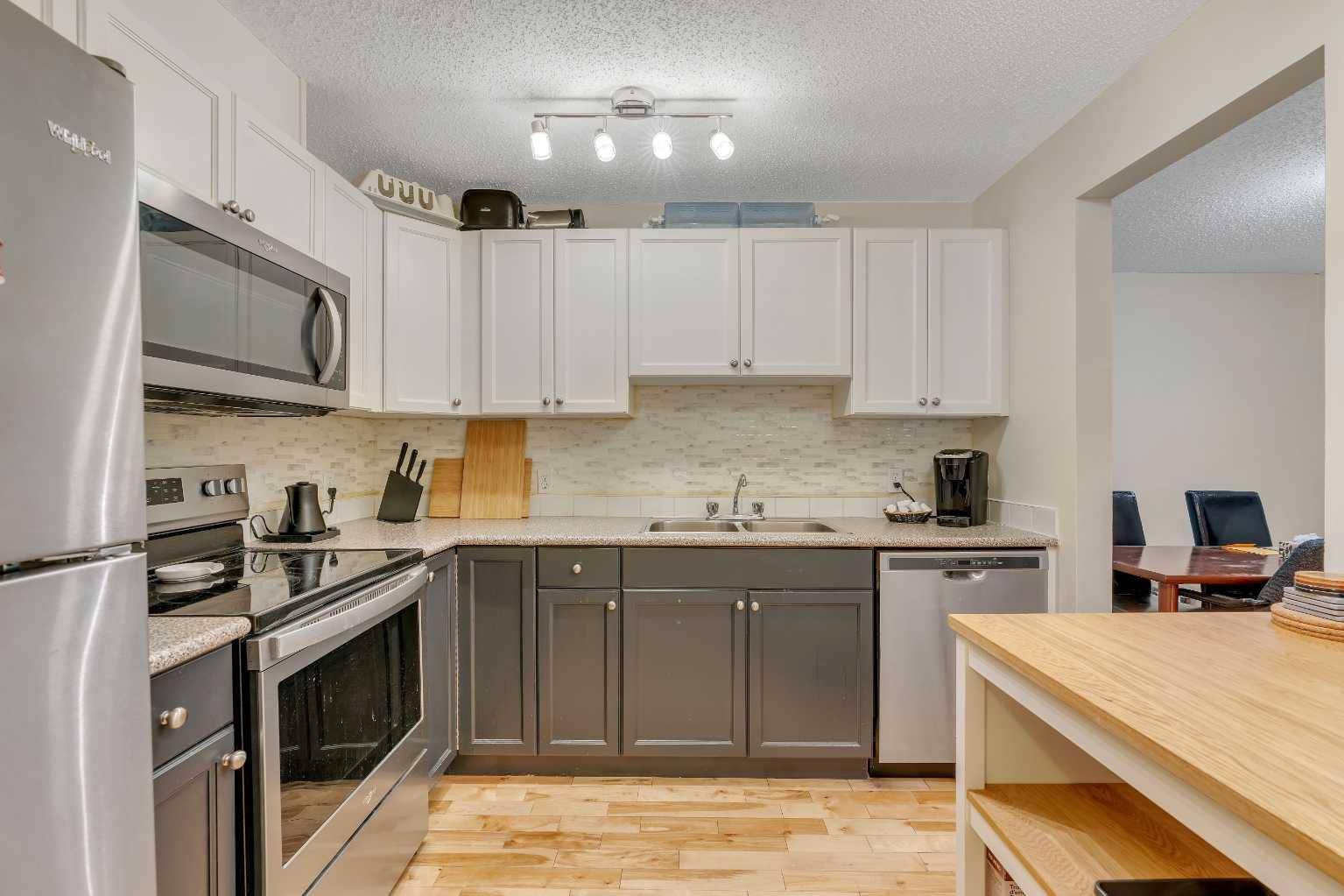 1919 17 AVE SW #203, Calgary, AB T2T 0E9