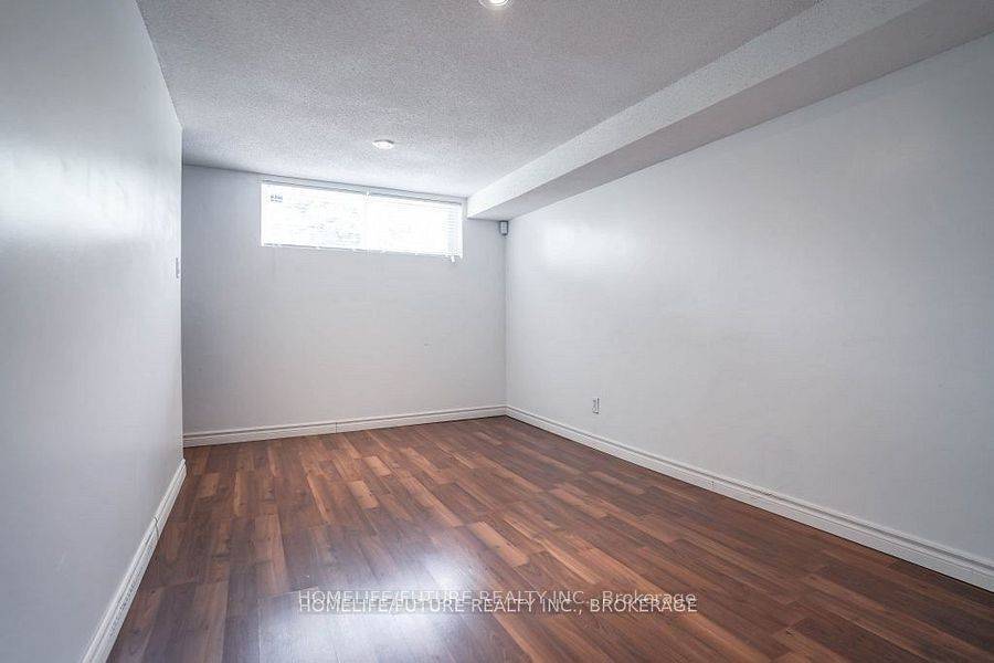 48 Farmcrest DR #BSMT, Toronto E05, ON M1T 1B9