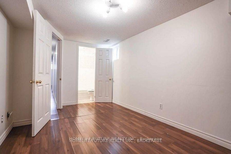 48 Farmcrest DR #BSMT, Toronto E05, ON M1T 1B9