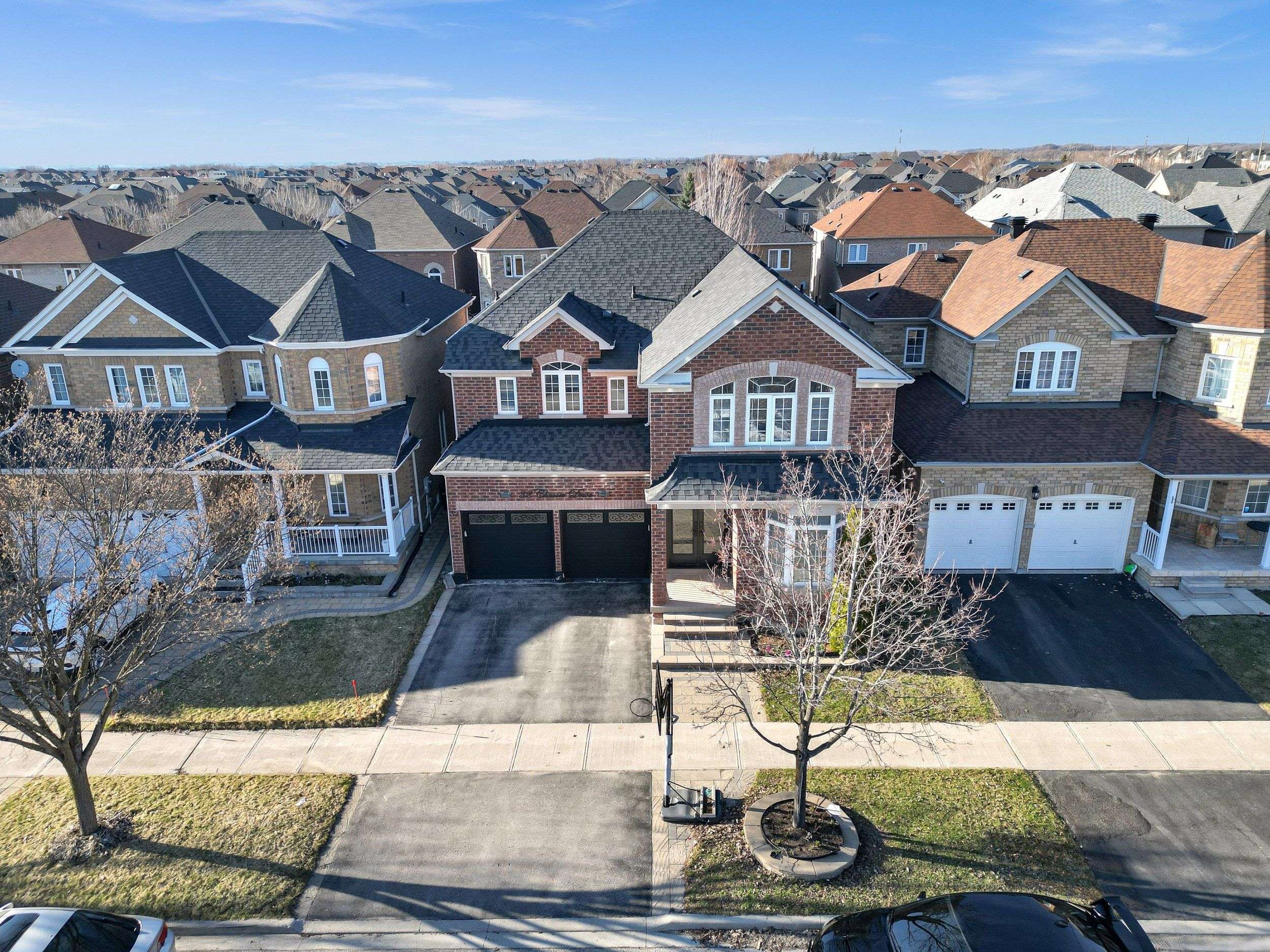32 Chasser DR, Markham, ON L6E 1S6