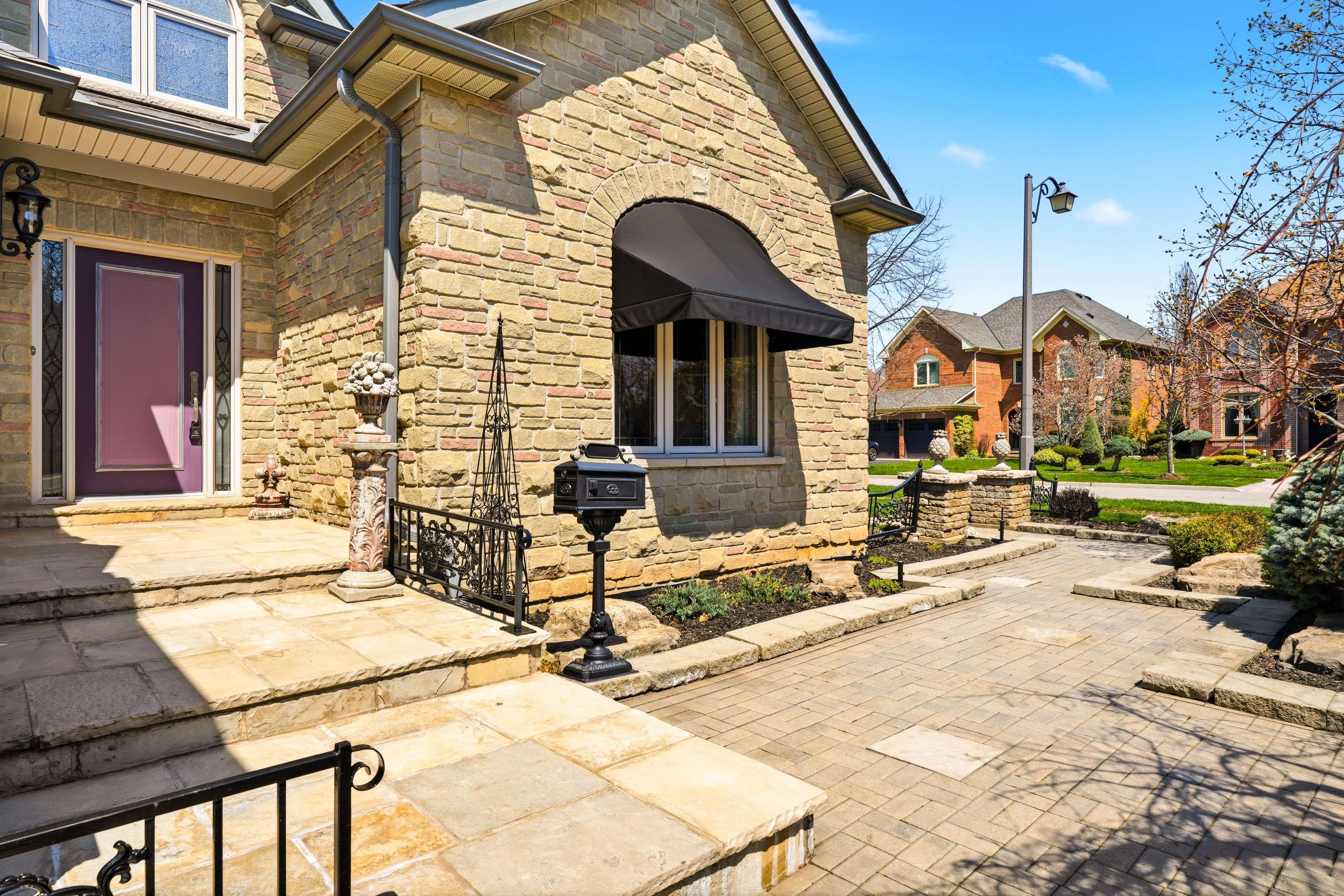 4125 Montrose CRES, Burlington, ON L7M 4J5