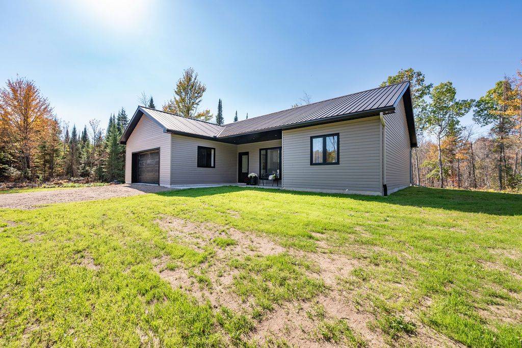 2394A Hwy 132 HWY, Admaston/bromley, ON K7V 3Z7