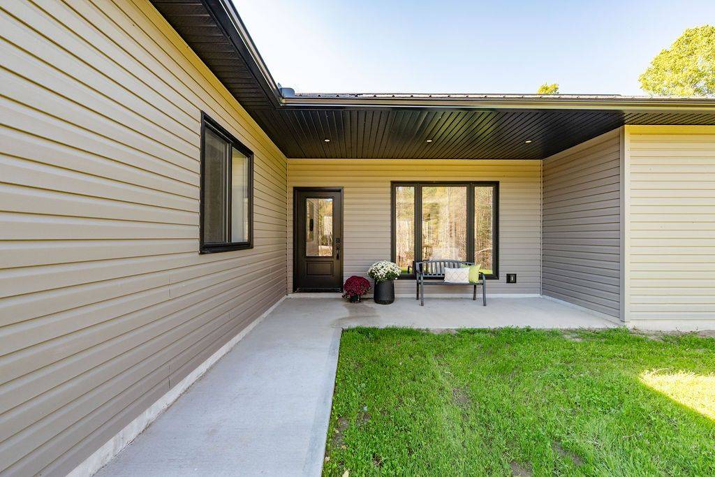 2394A Hwy 132 HWY, Admaston/bromley, ON K7V 3Z7