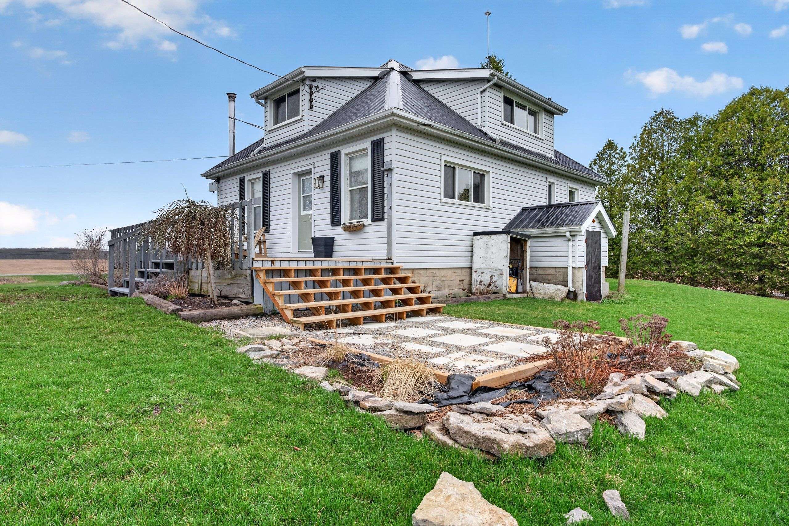 4868 County Road 8 N/A, Greater Napanee, ON K7R 3K8