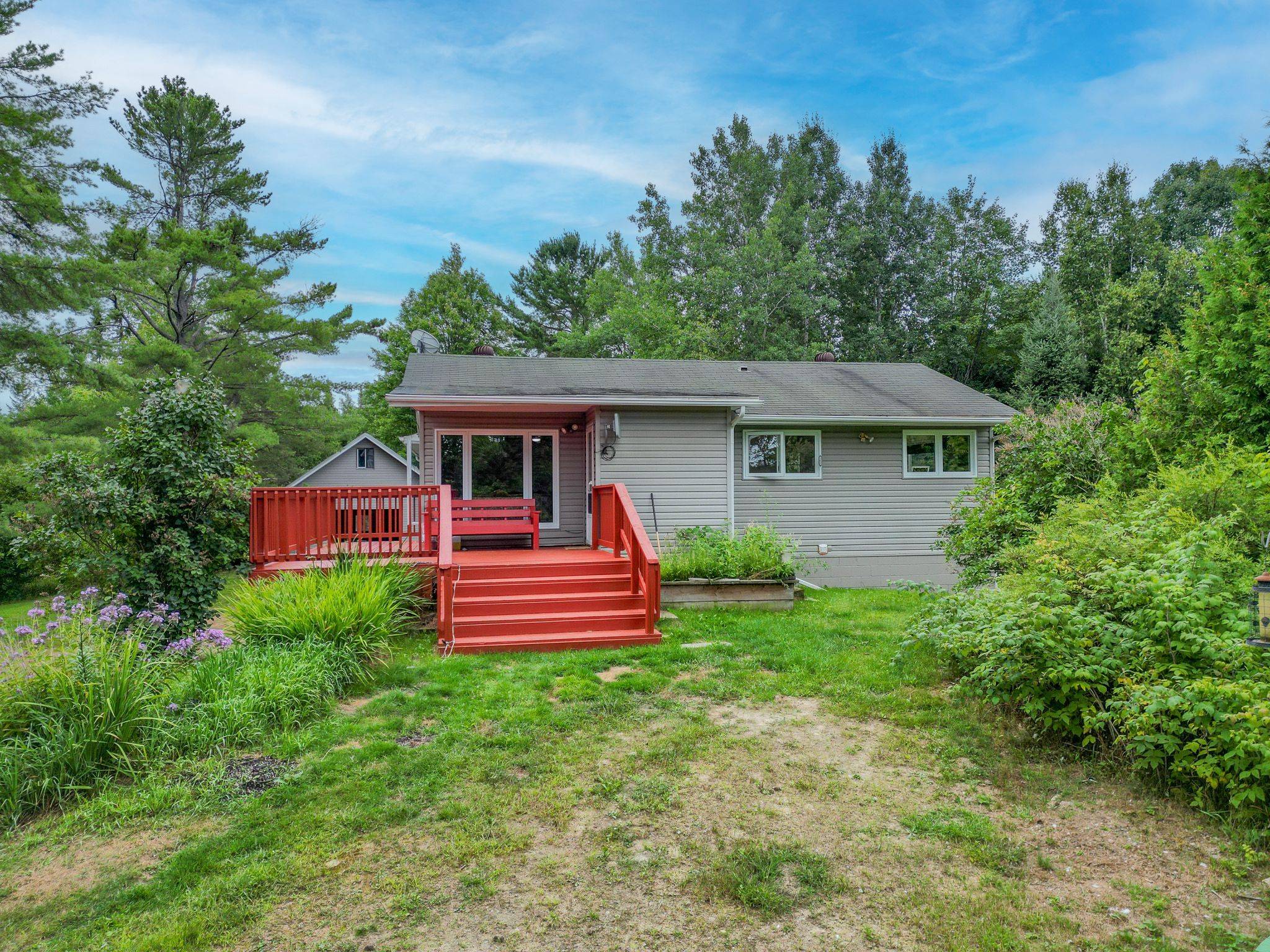 525 Maple RD, Bonfield, ON P0H 1E0