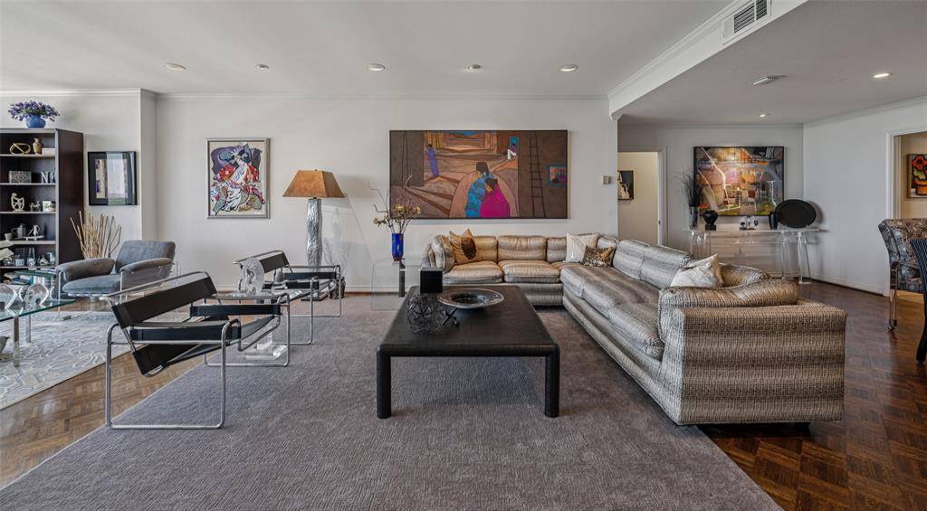 6335 W Northwest Highway #1417, Dallas, TX 75225