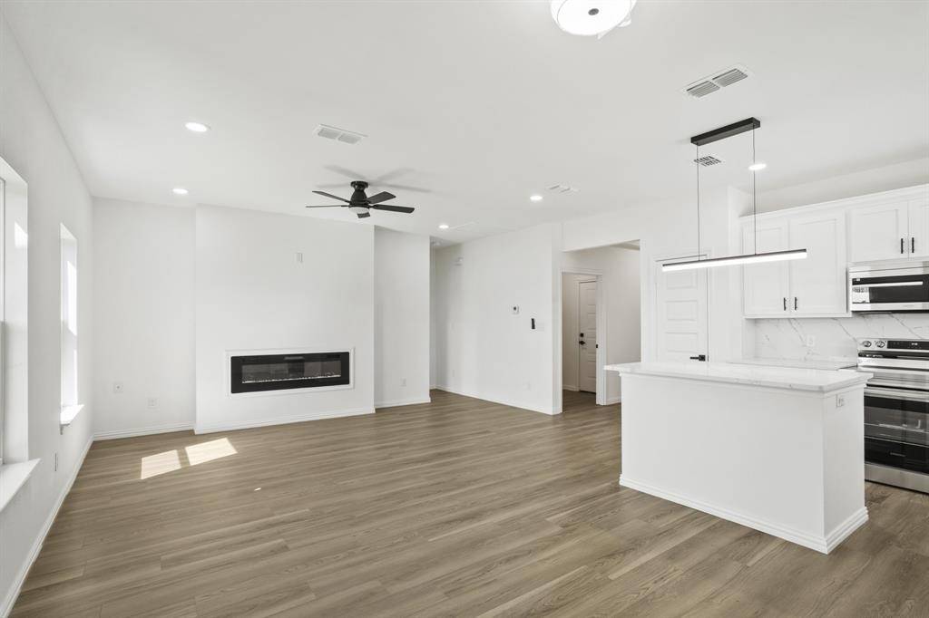 121 Loon Bay Drive, Gun Barrel City, TX 75156