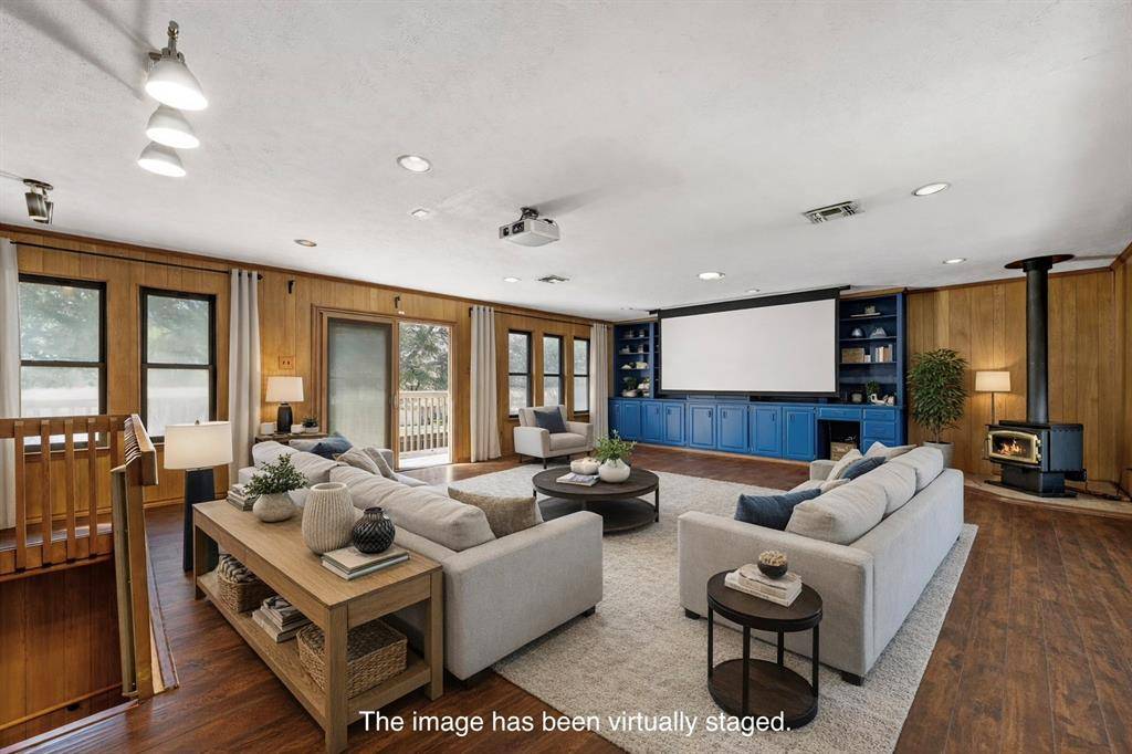 501 Tanglewood Drive S, Irving, TX 75061