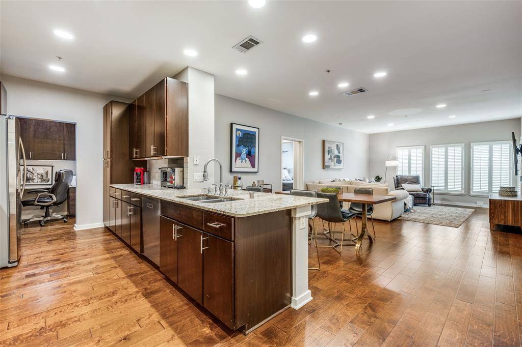 4319 Bowser Avenue #204, Dallas, TX 75219