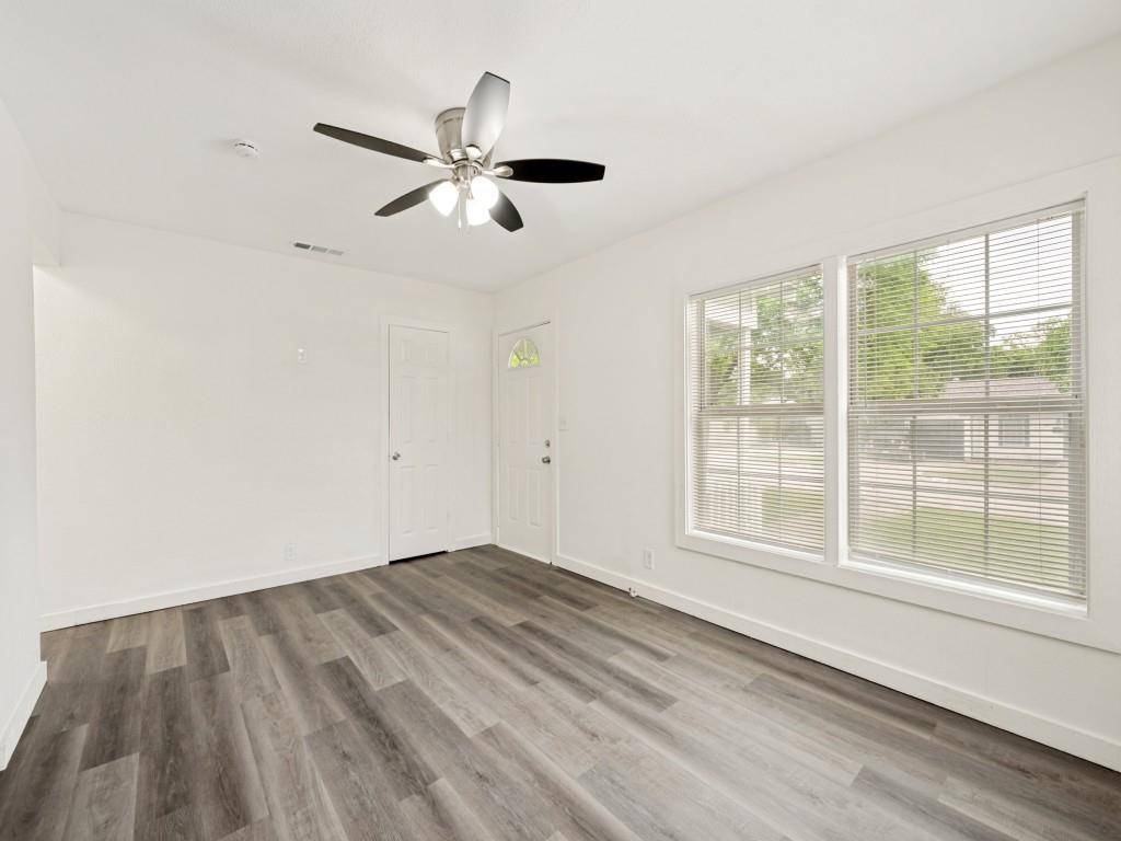 7416 Gaston Avenue, Fort Worth, TX 76116