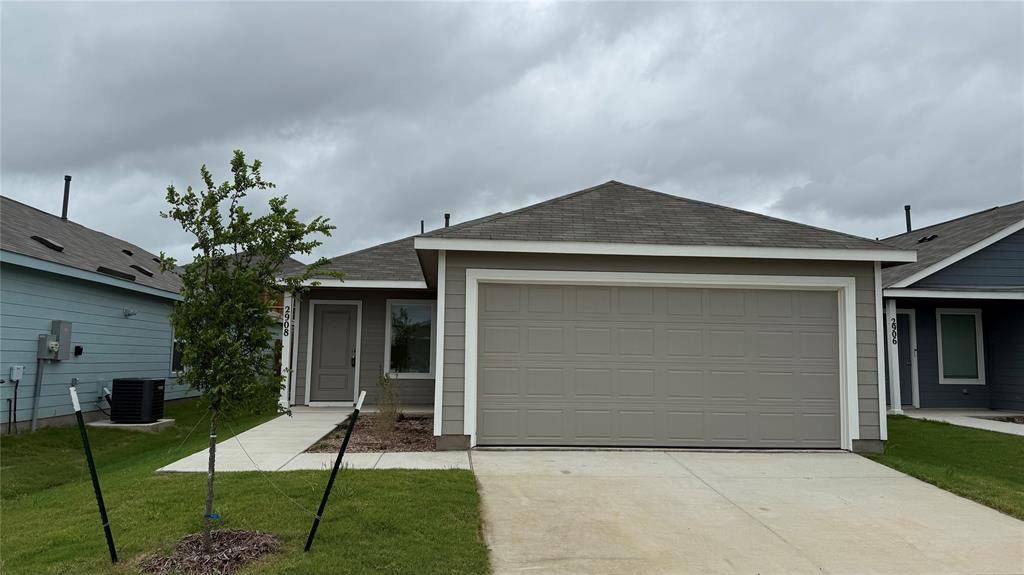 2908 Hearts Trail, Crandall, TX 75114