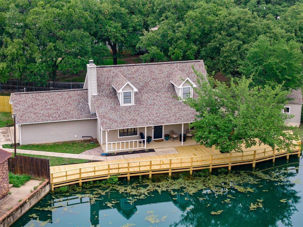 528 Addison Street, Lake Dallas, TX 75065