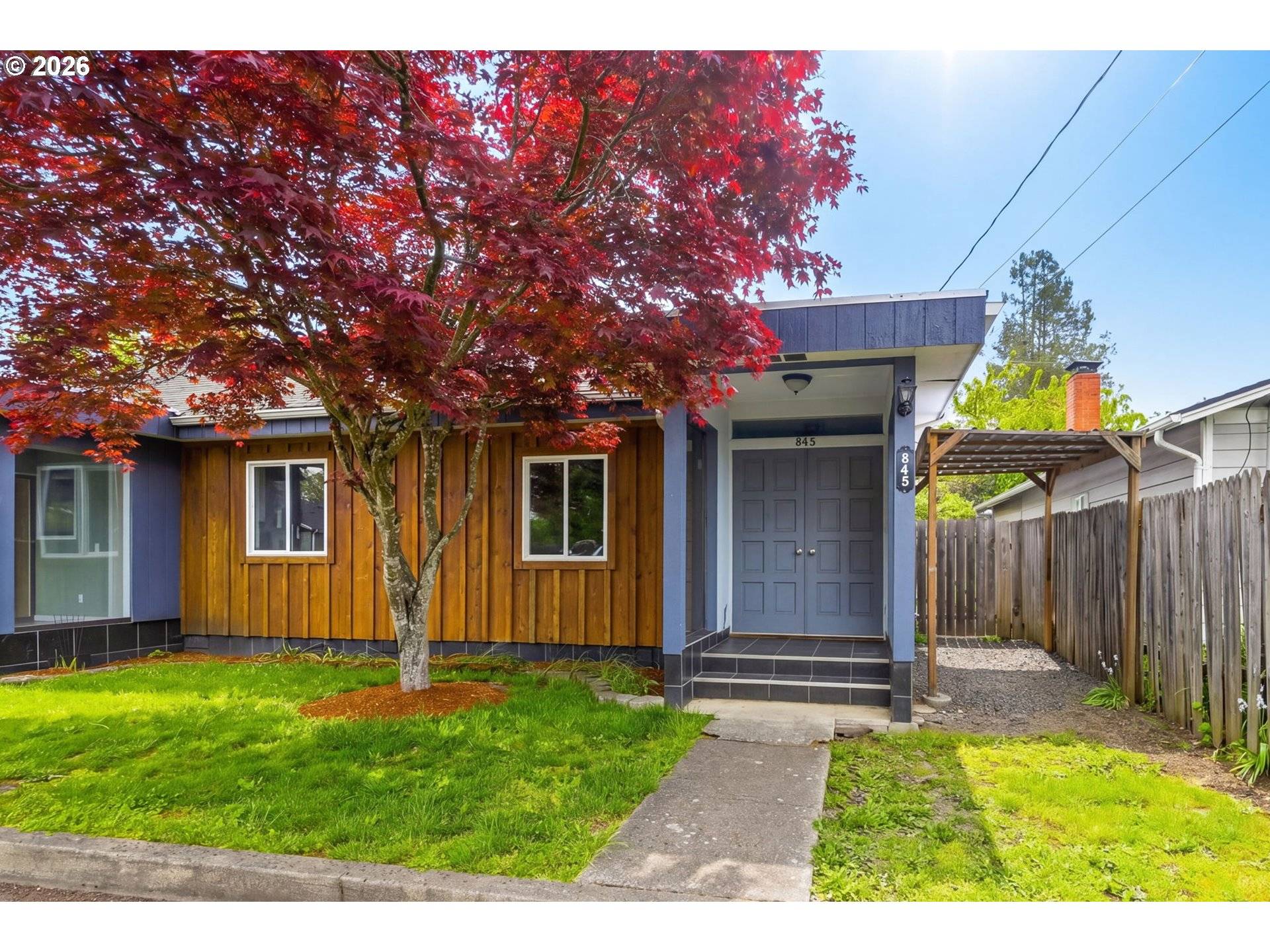 845 25TH PL, Springfield, OR 97477