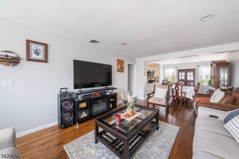 1016 Gifford Ct, Union Twp., NJ 07083