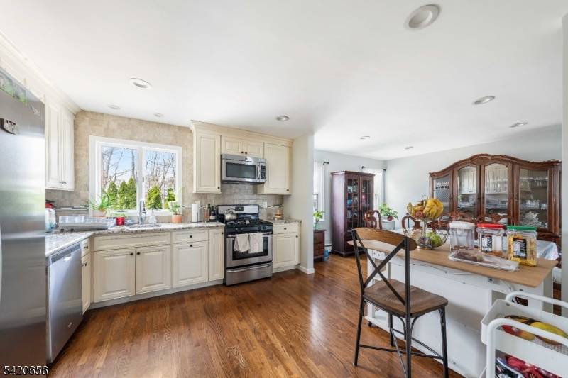 1016 Gifford Ct, Union Twp., NJ 07083