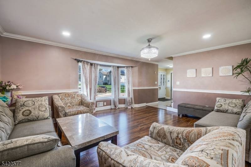 38 Johanna Court, Piscataway Twp., NJ 08854