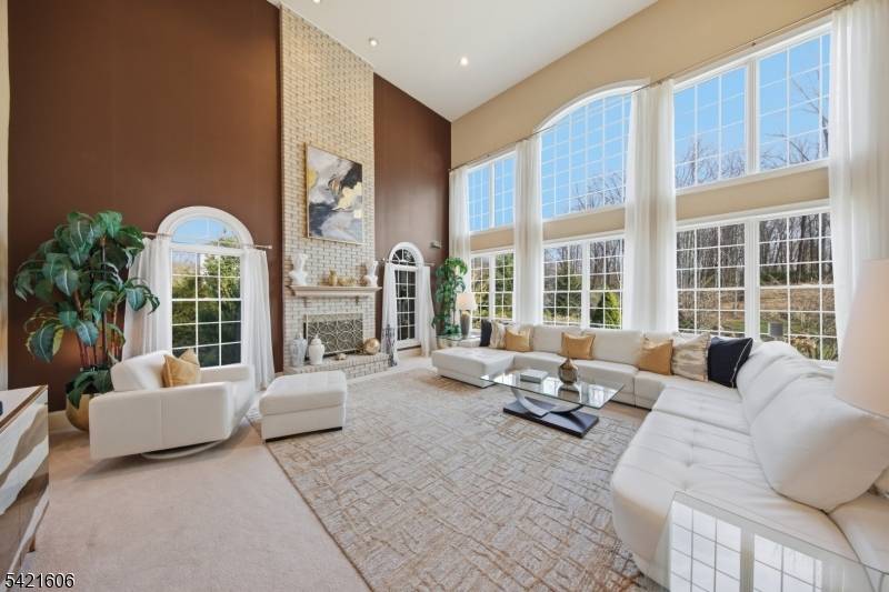 2 Stone Forge Rd, Green Twp., NJ 07821