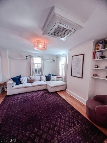 43 Ferry St, Lambertville City, NJ 08530