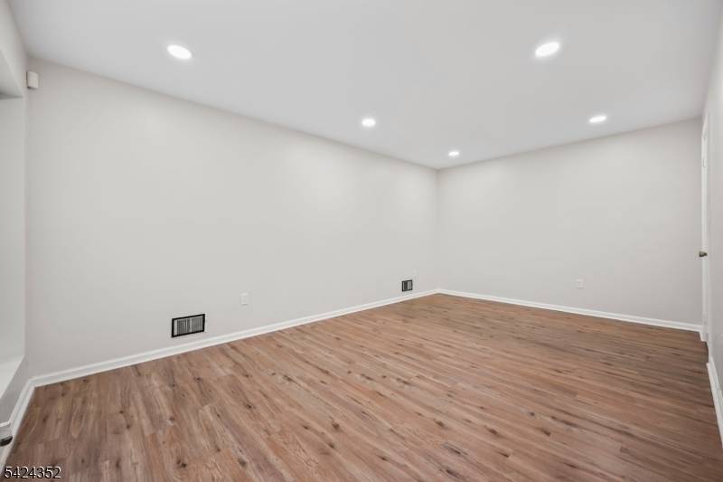 62 S Orange Ave, Newark City, NJ 07103