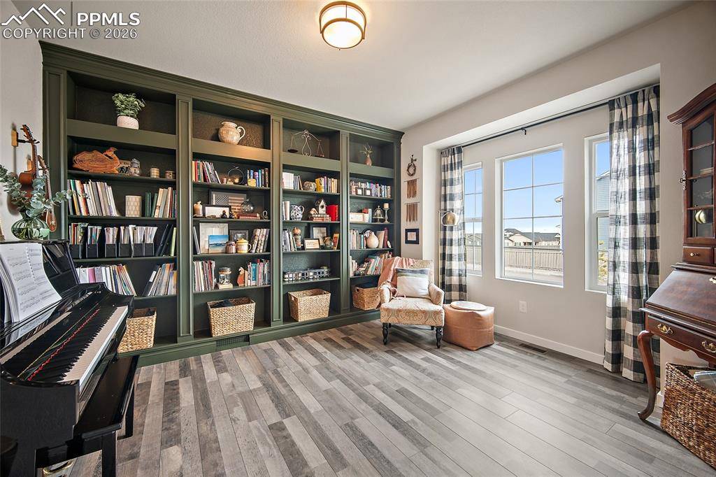 8274 Harvey Logan DR, Colorado Springs, CO 80908