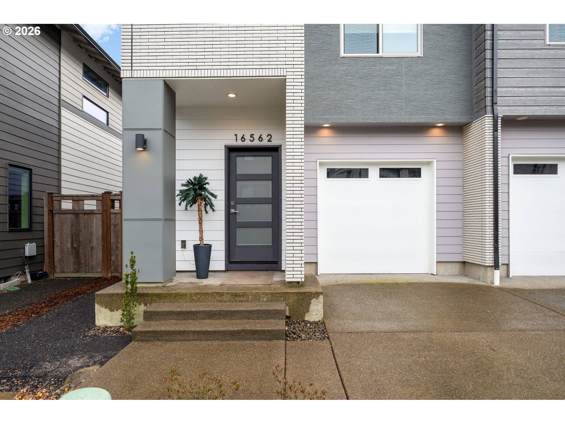 16562 SE SUNSHOWER PL, Happy Valley, OR 97086