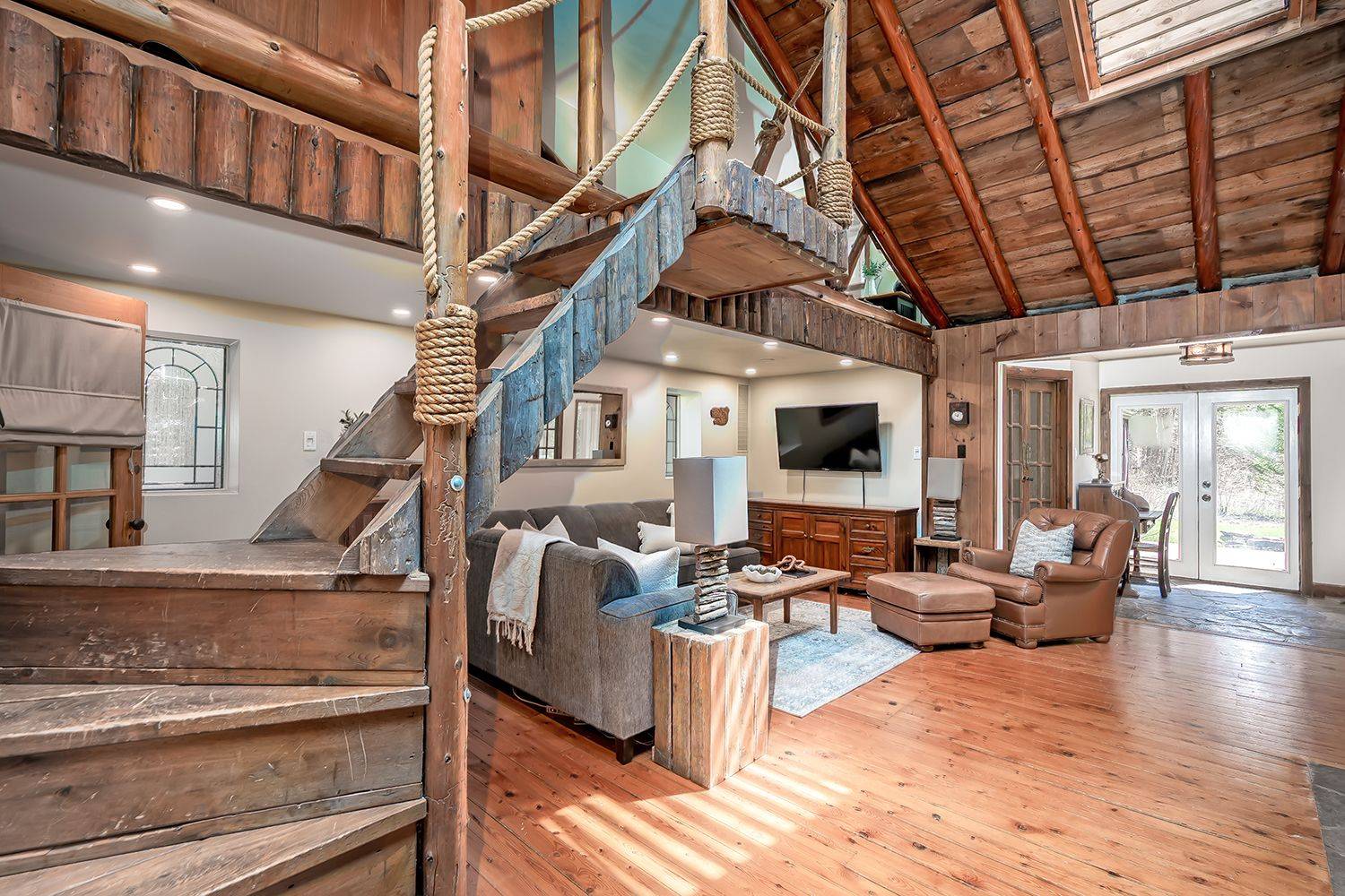 6099 Cedar GRV, Burlington, ON L7P 0N1